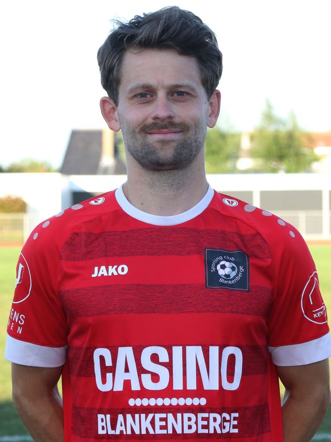 Niels Van De Water — rugnummer 16